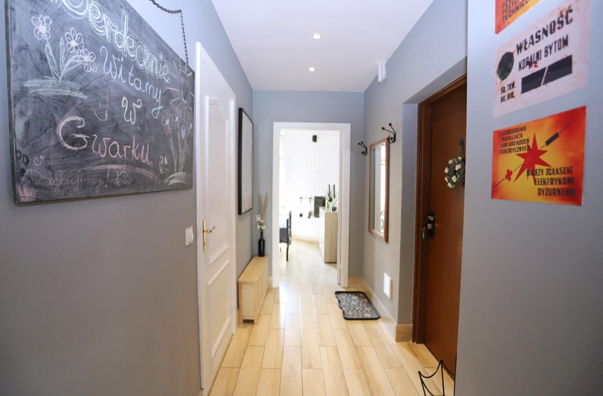 Apartament Gwarek Wałbrzych Eksteriør billede