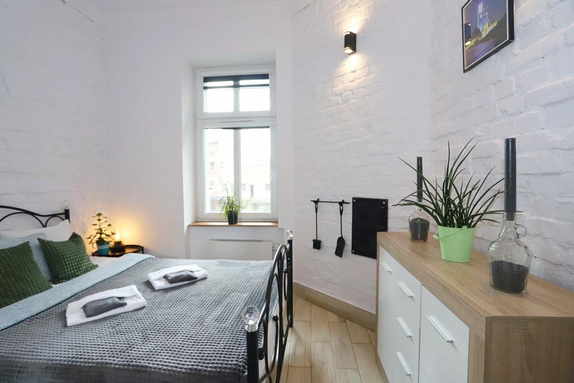 Apartament Gwarek Wałbrzych Eksteriør billede